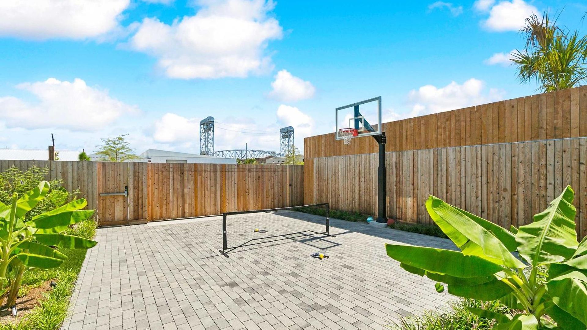 The Cocodrie Private 12br *