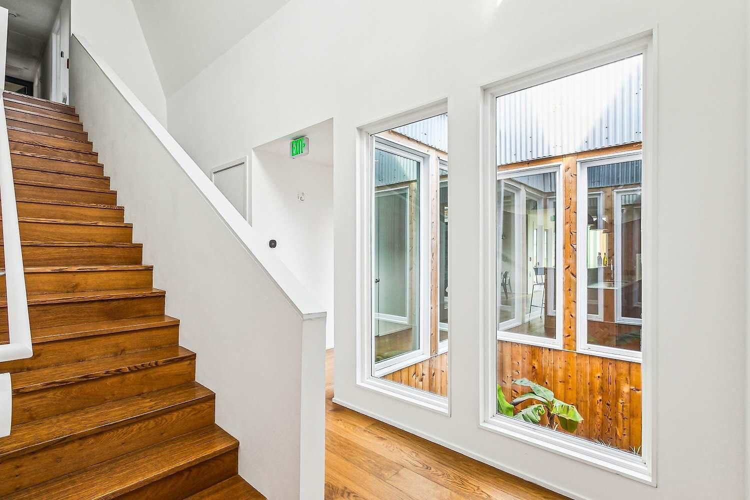 The Herald 12br Private Holiday home *