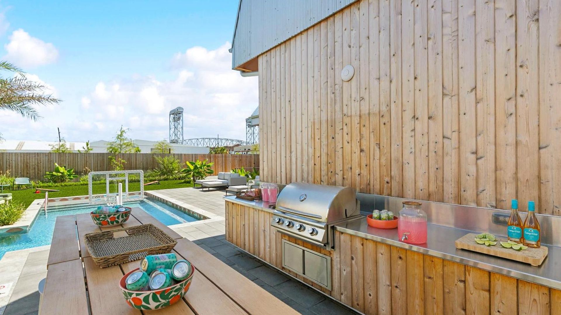 The Cocodrie Private 12br