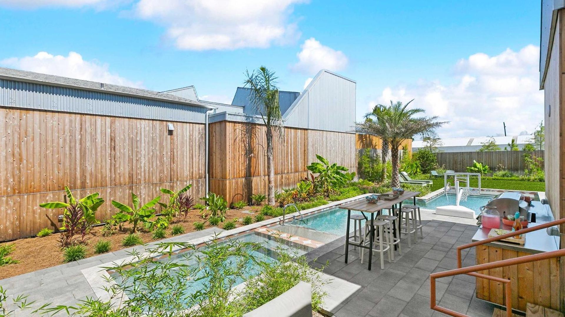 The Cocodrie Private 12br New Orleans
