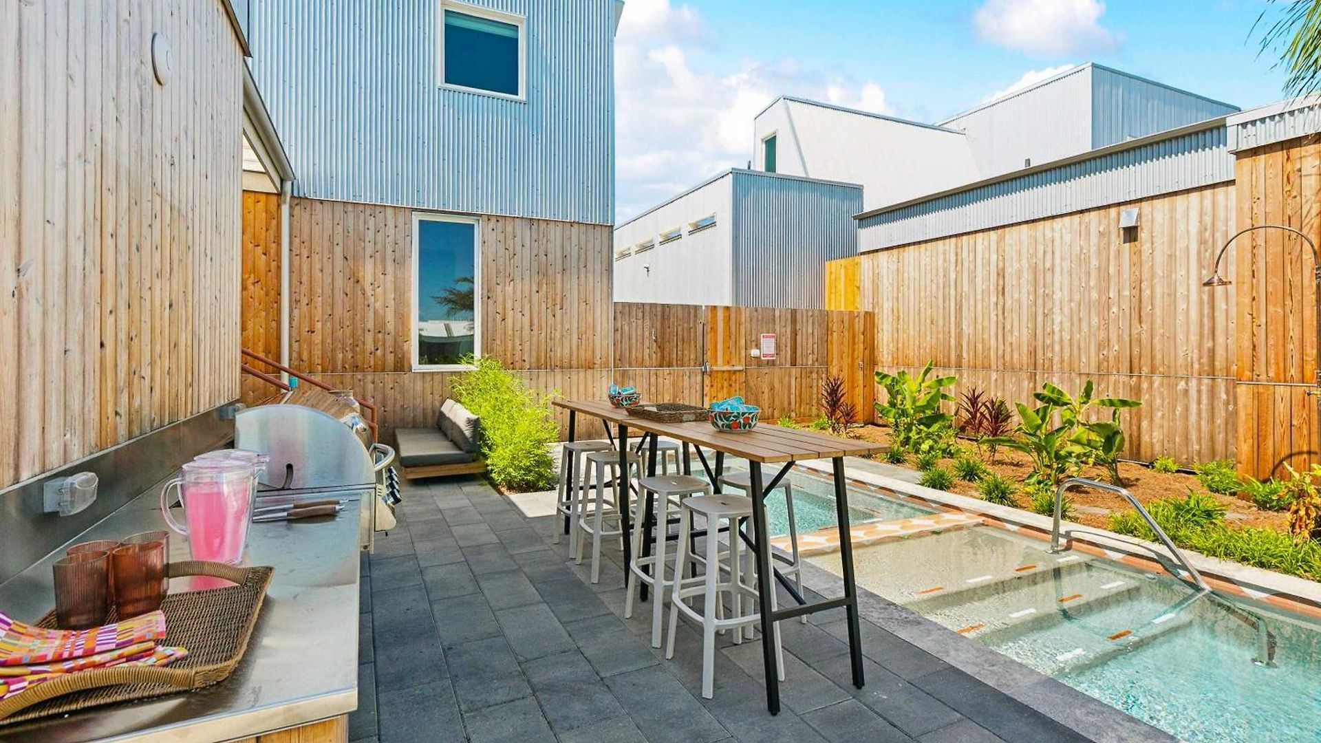 The Cocodrie Private 12br
