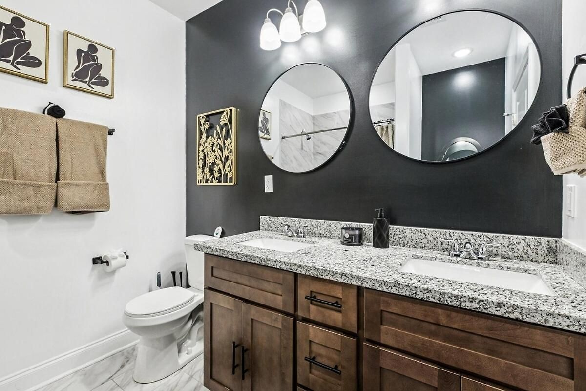 Spacious 10br Nola Home, Perfect For Groups, King Bed