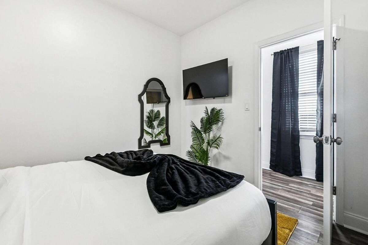 Spacious 10br Nola Home, Perfect For Groups, King Bed * New Orleans