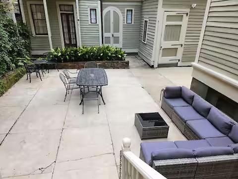 Walker Mansion On St Charles Ave - Unit 4