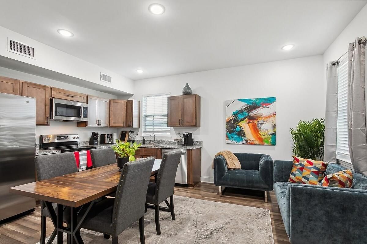 Spacious 10br Nola Home, Perfect For Groups, King Bed * New Orleans