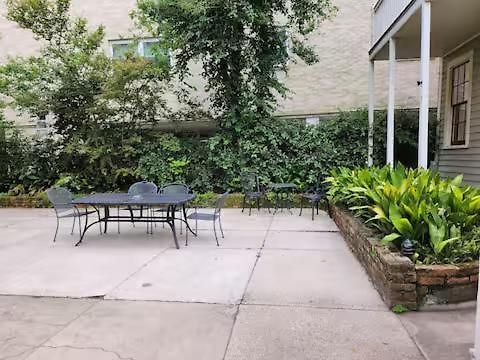 Walker Mansion On St Charles Ave - Unit 4