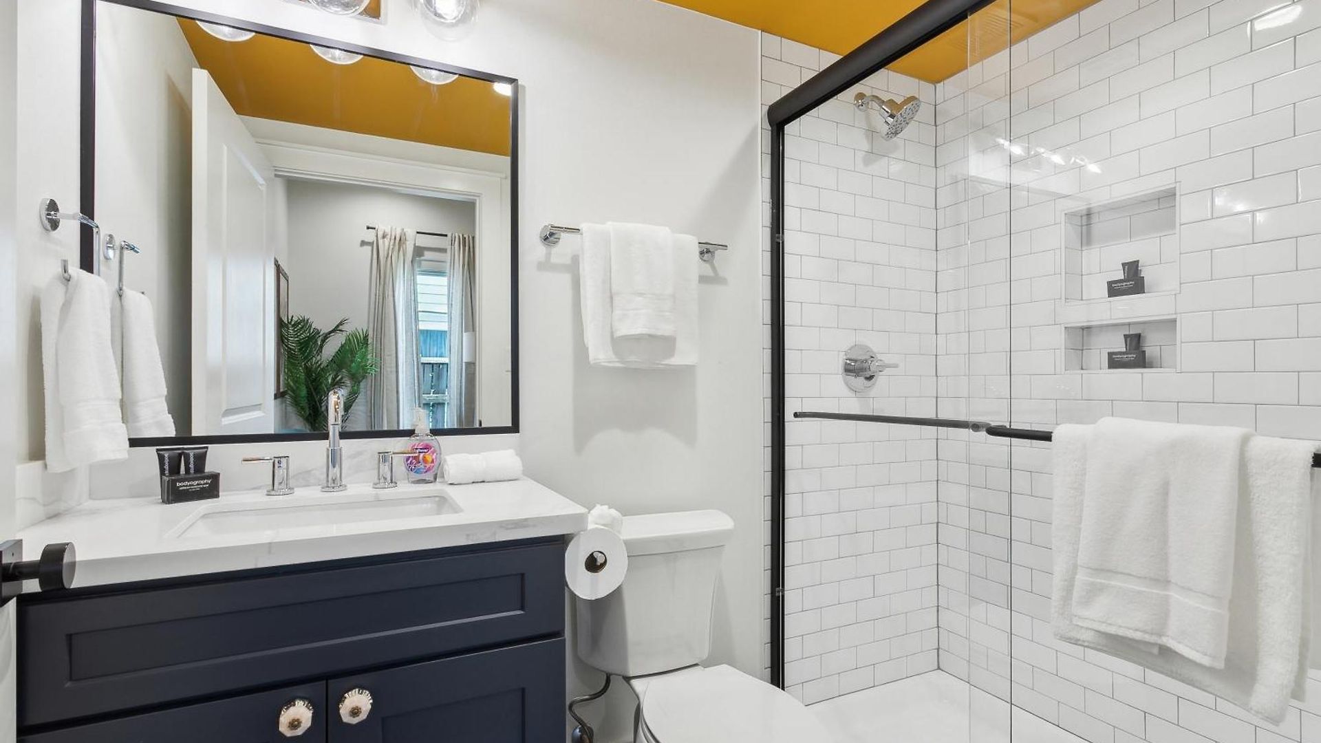 Vibrant Nola Retreat Jazz & Culture Apartment New Orleans