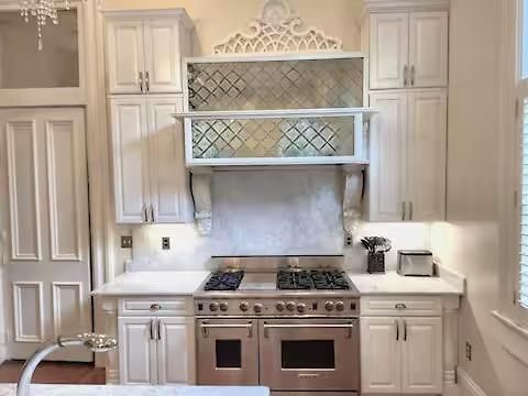 Walker Mansion On St Charles Ave - Unit 4 Apartment *