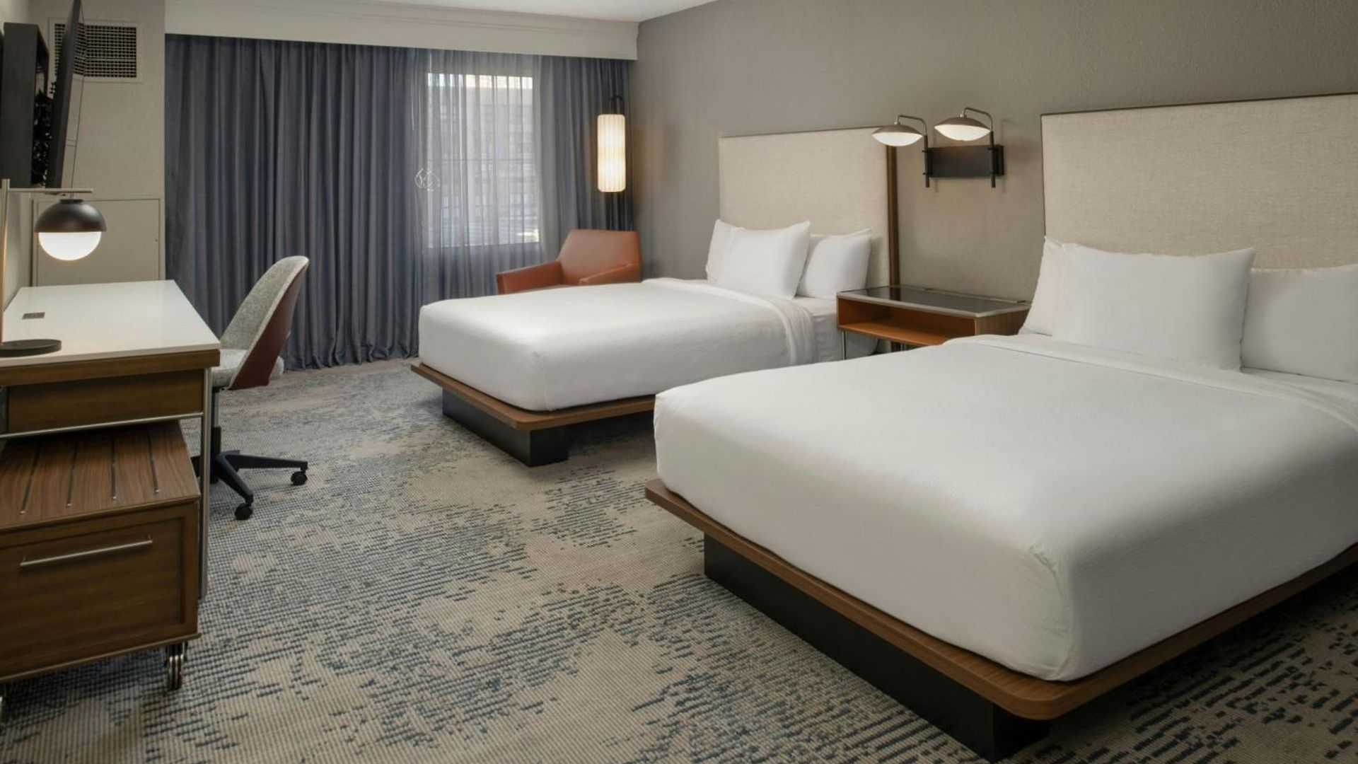 Courtyard By Marriott Warehouse Arts District Hotel