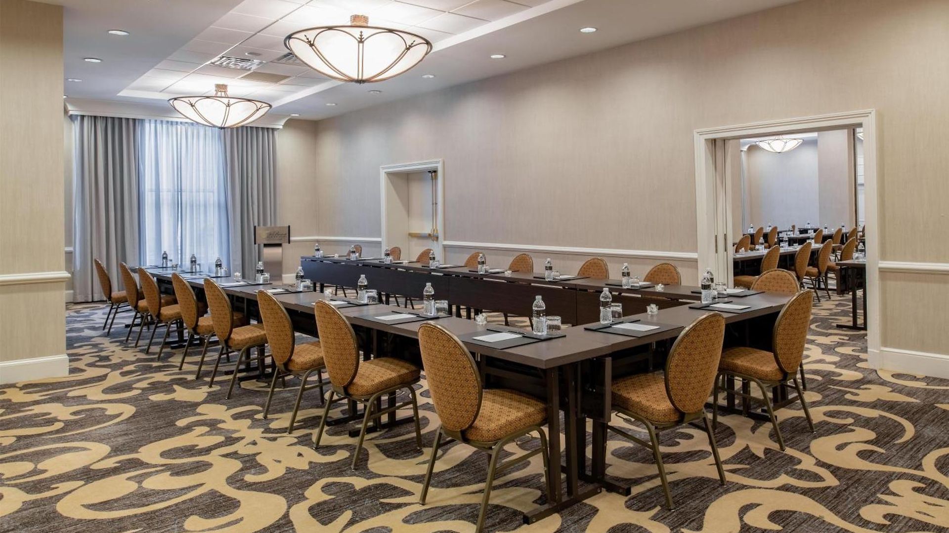 The Roosevelt - Waldorf Astoria & 5* New Orleans