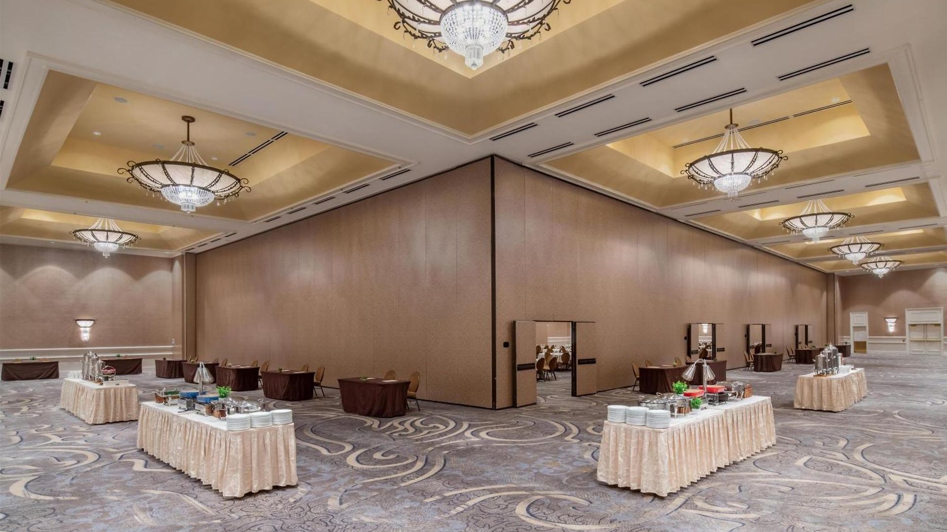 The Roosevelt - Waldorf Astoria & Hotel New Orleans