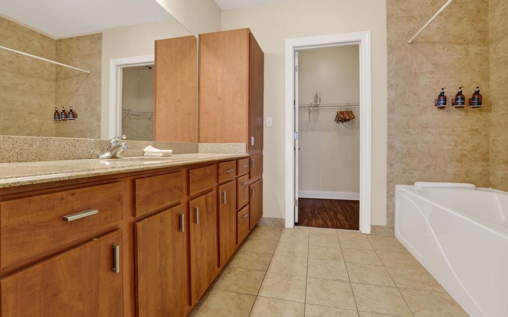 Apartment Roami At Duncan Plaza New Orleans