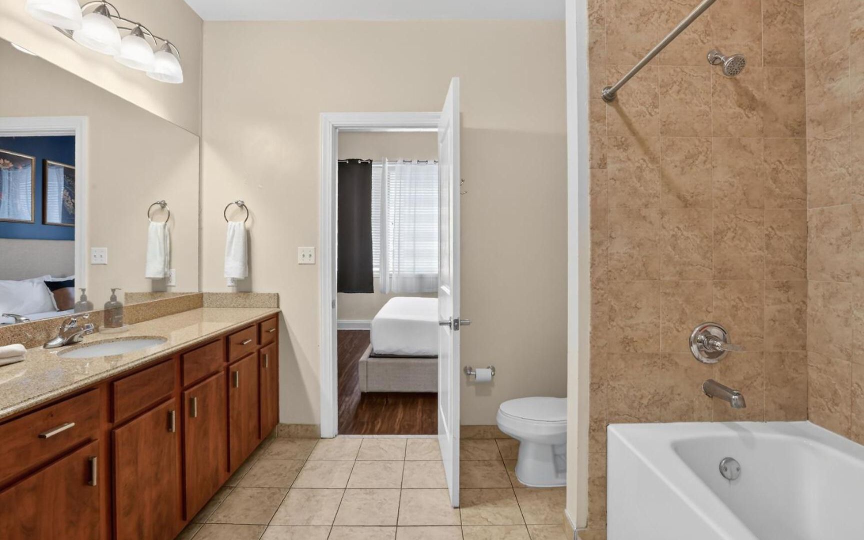Apartment Roami At Duncan Plaza New Orleans