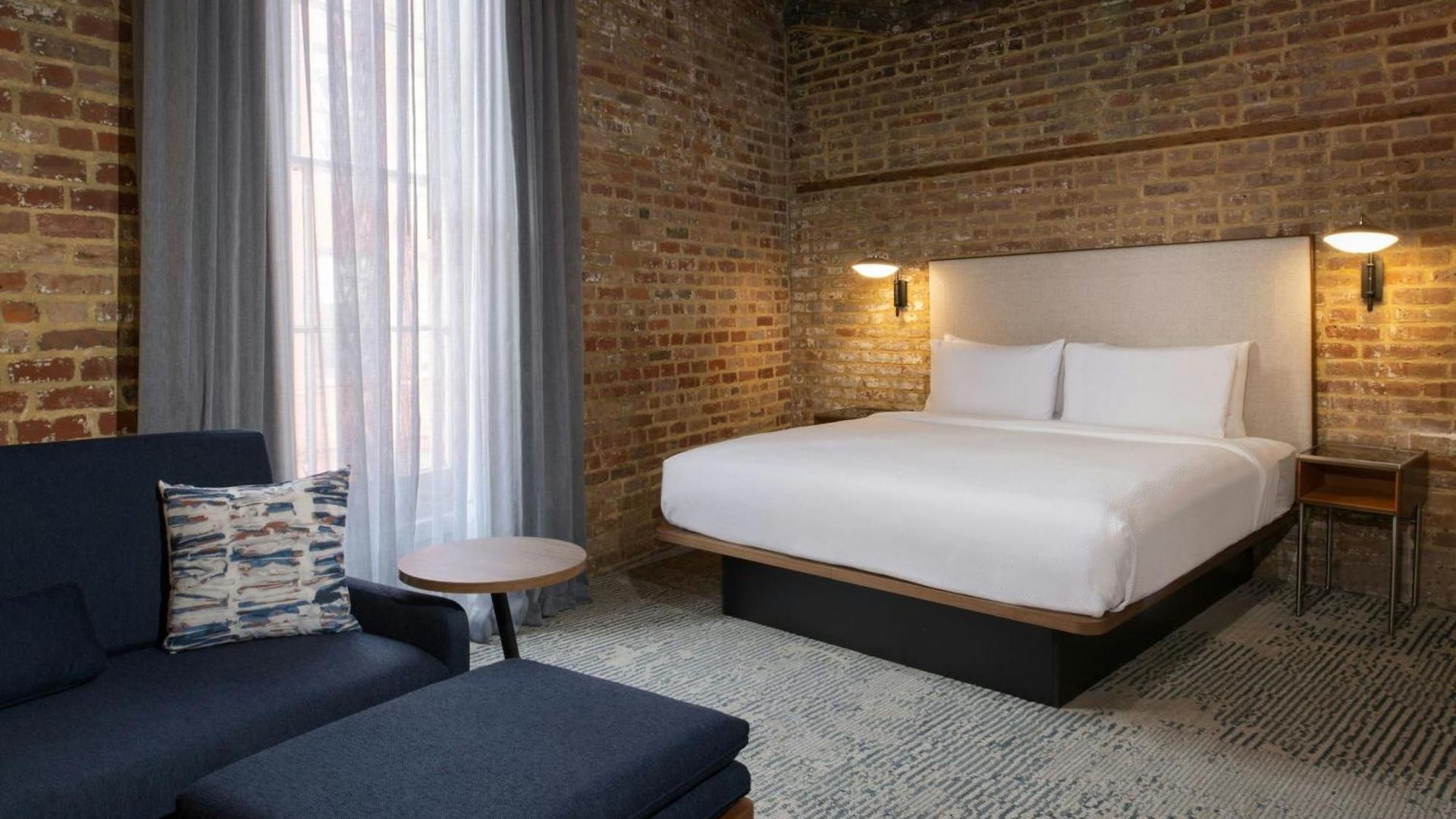 Hotel Courtyard By Marriott Warehouse Arts District New Orleans