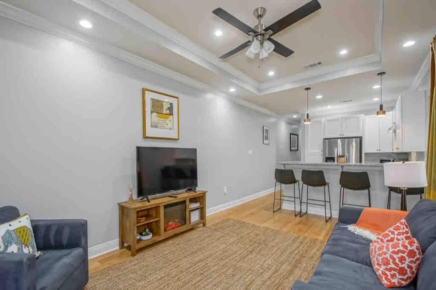 Retreat W Patio & Fireplace Near Dome New Orleans