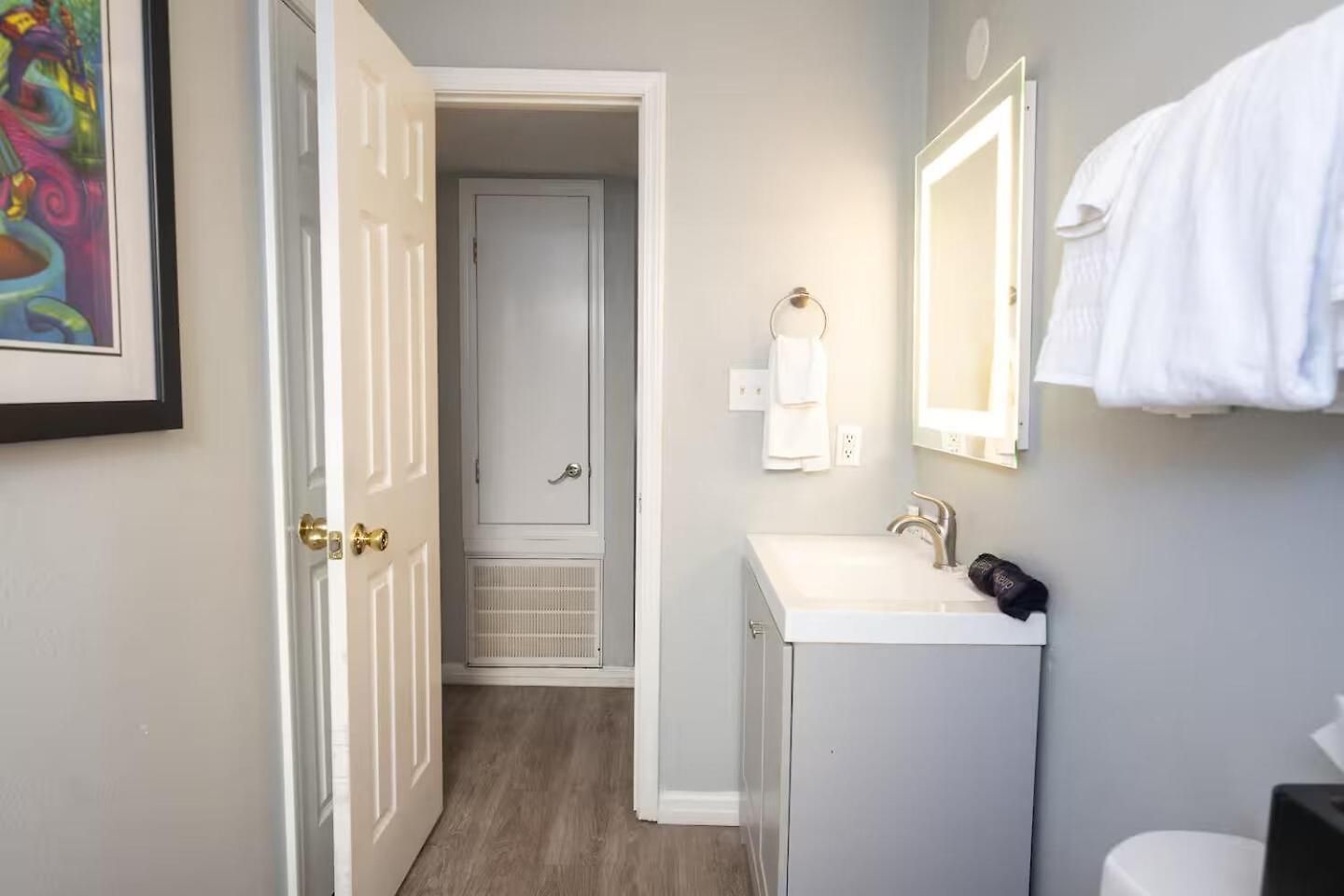 Frenchmen Private W Pool & Hot Tub Access 3*