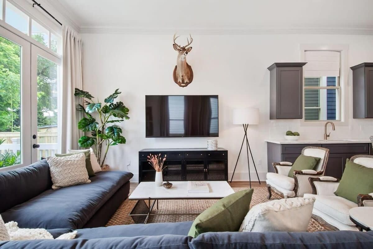 Relaxing Private Heated Pool Holiday home New Orleans