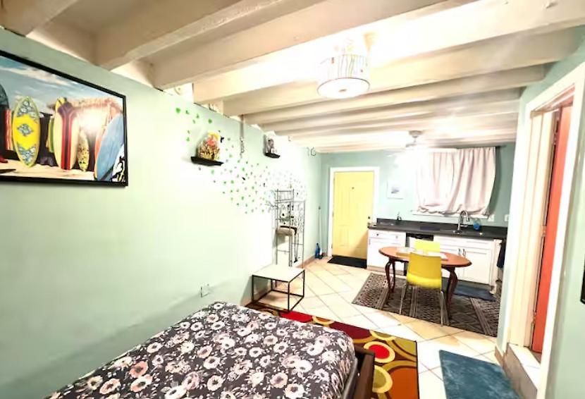 Petit Chateau Inn, French Quarter,