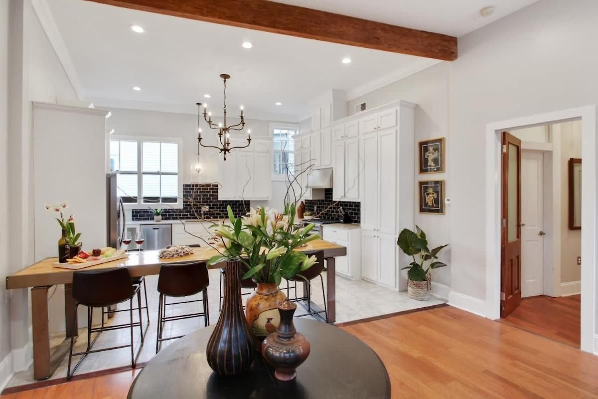 Historic 8br With Pool Hot Tub