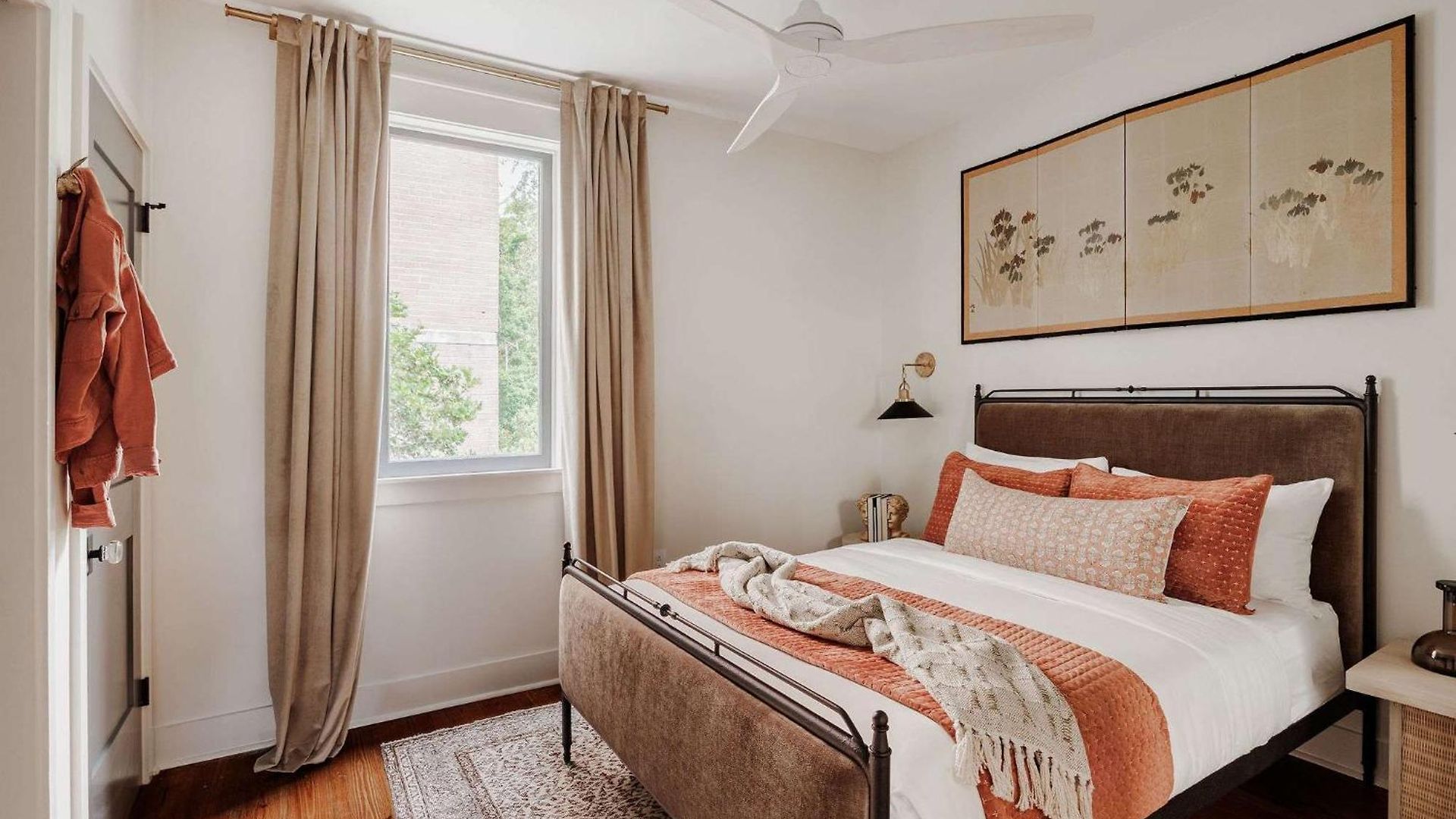 Luxe 6-bedroom Garden District Retreat Pool Holiday home New Orleans