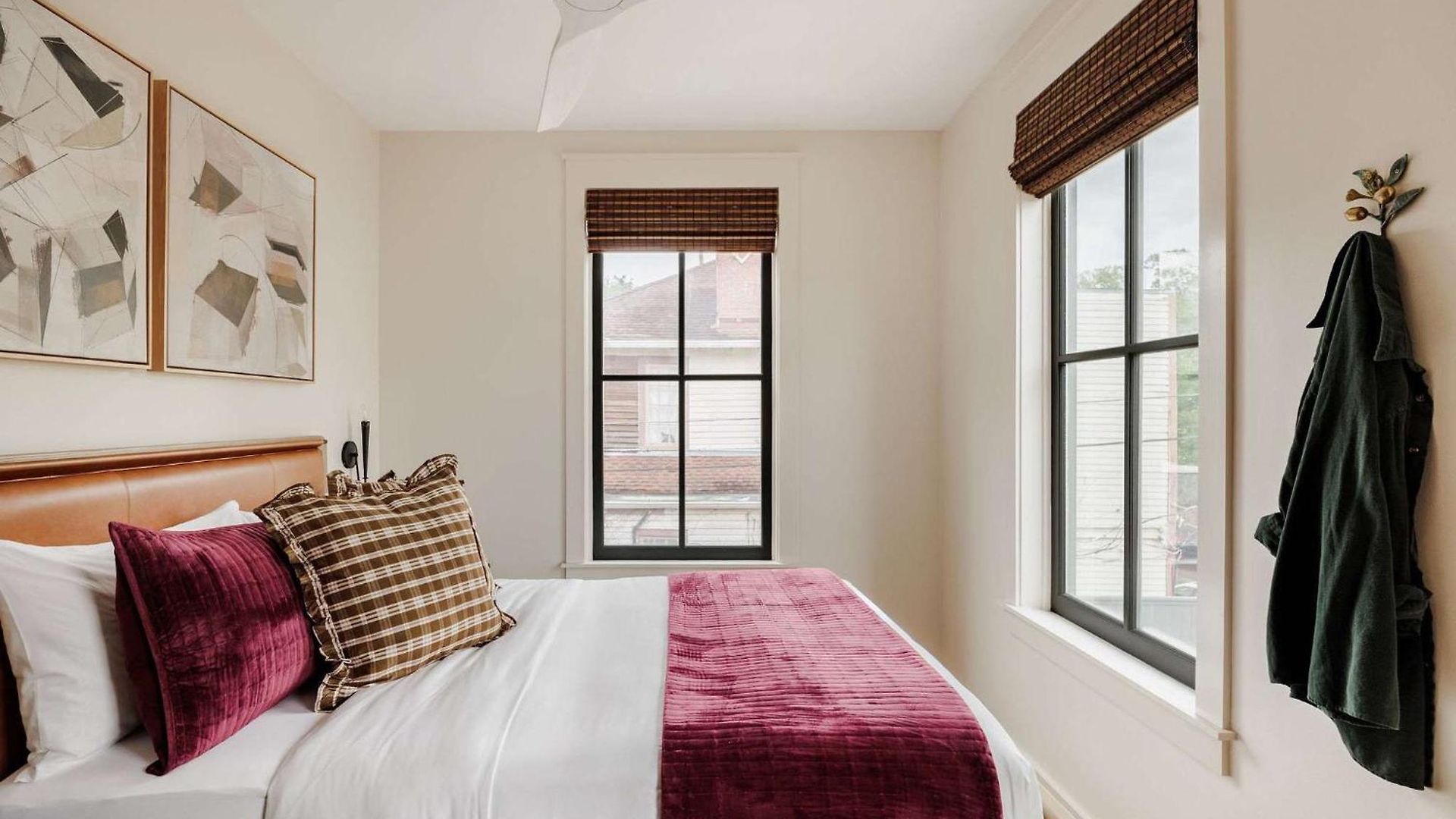 Luxe 6-bedroom Garden District Retreat Pool