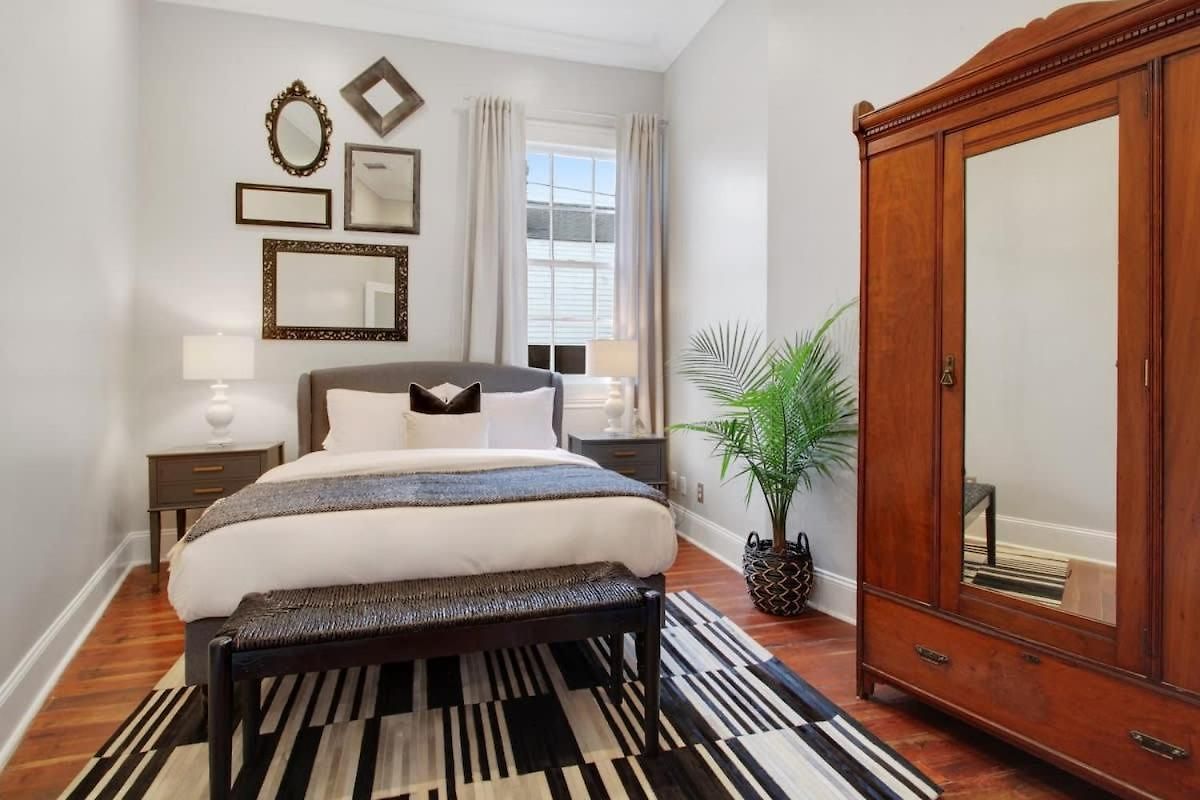 Historic 8br With Pool Hot Tub