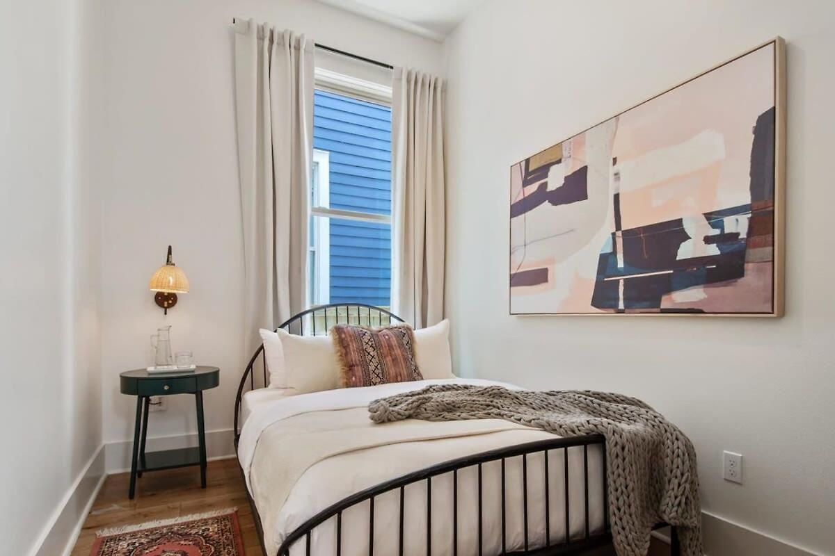Relaxing Private Heated Pool Holiday home New Orleans