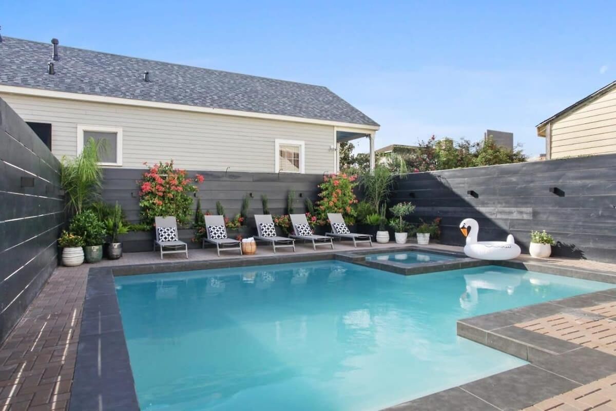 Holiday home Gorgeous Grand With Heated Pool New Orleans