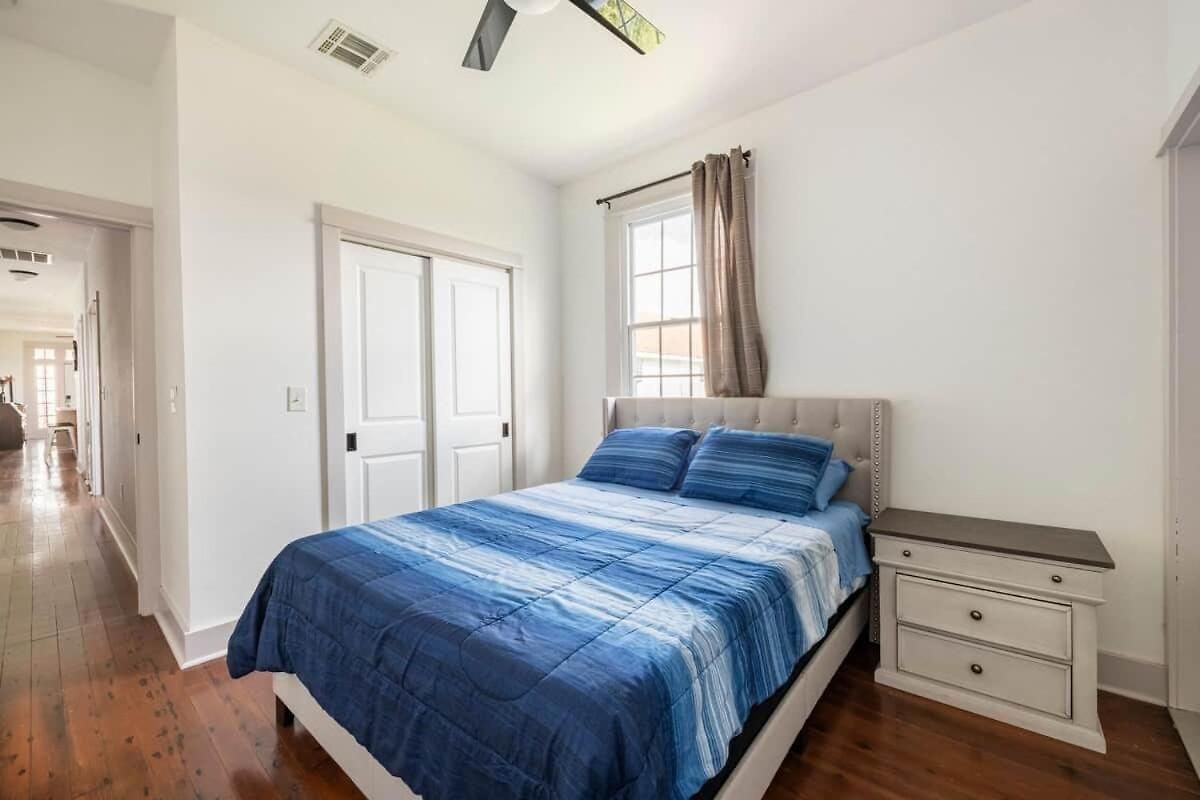 Holiday home Beautiful Allen Toussaint Earhart Duplex New Orleans