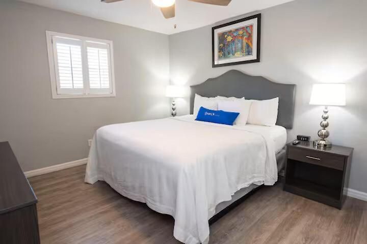 Aparthotel 1br Frenchmen W Pool, Hot Tub & Balcony