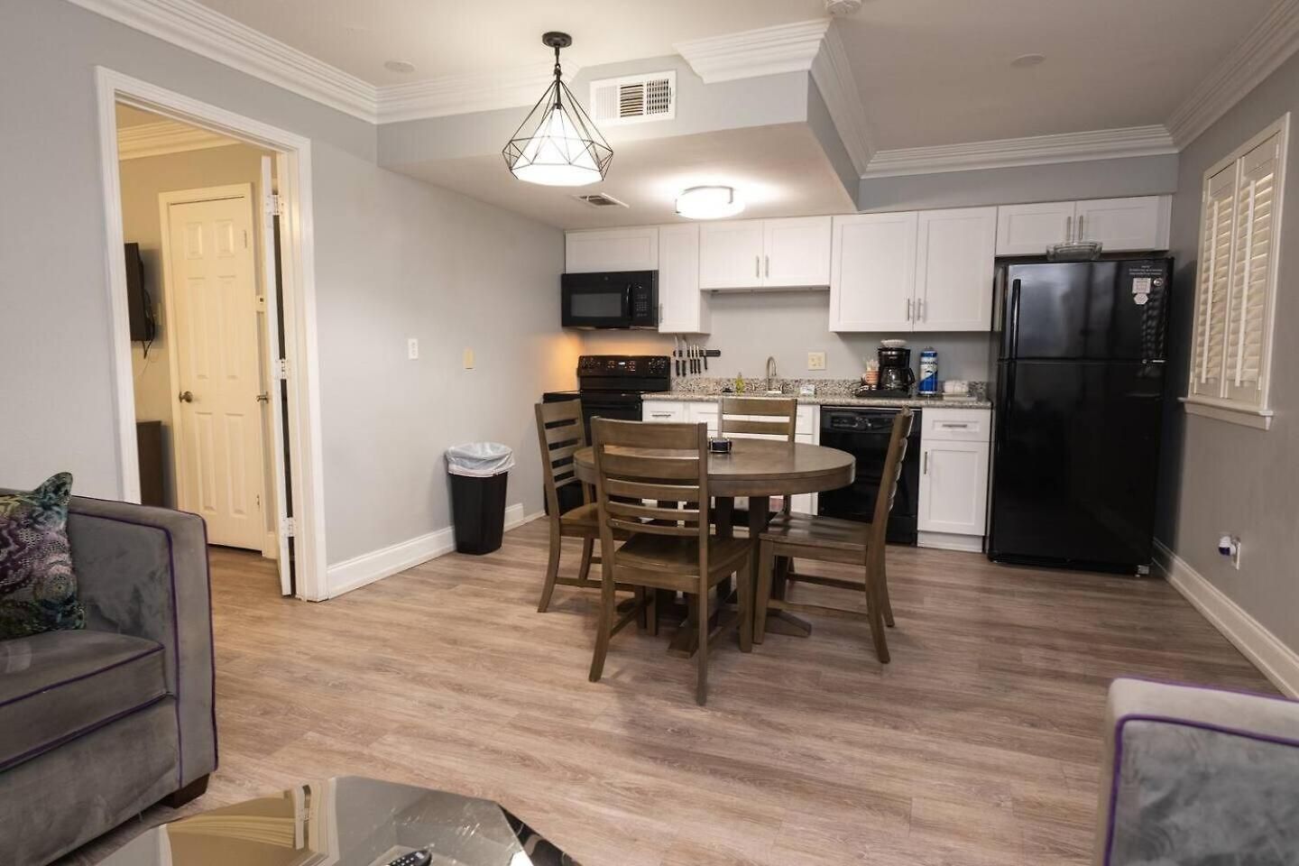 Aparthotel Frenchmen 2br Retreat W Pool & Hot Tub Access 3*