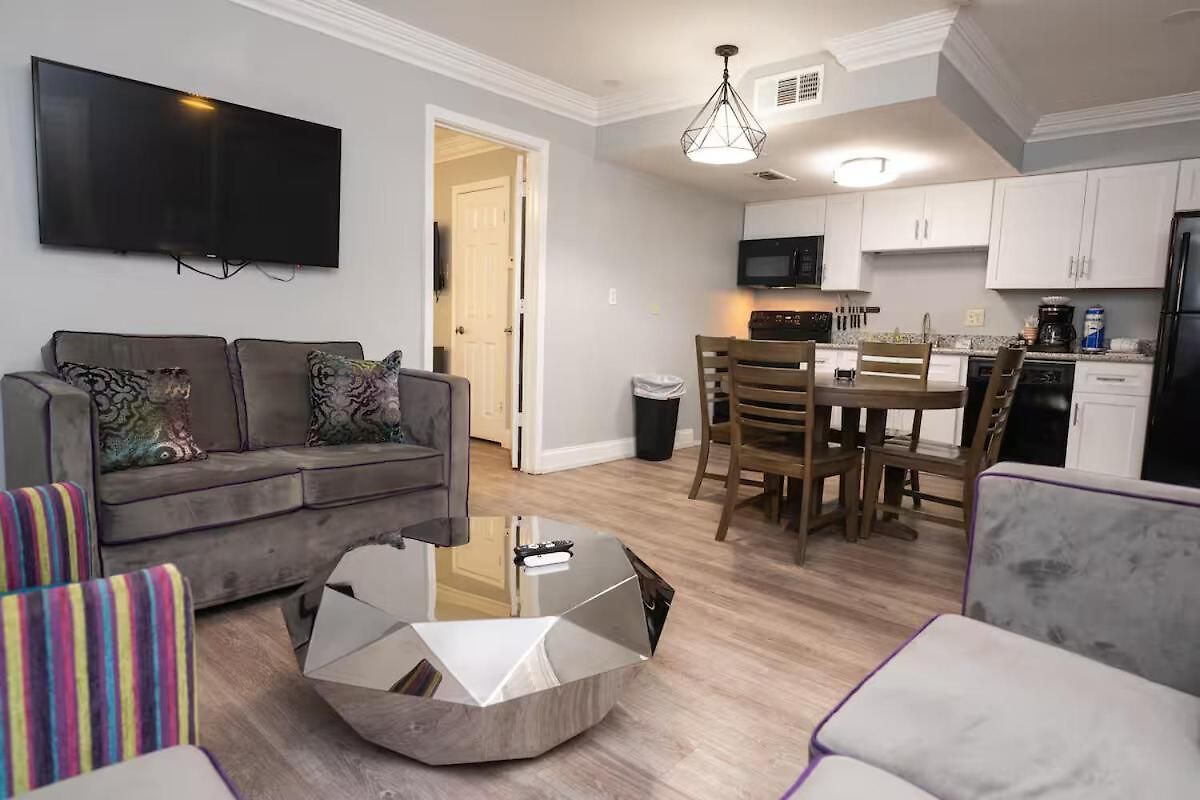Frenchmen Private Wd Pool & Hot Tub Access Aparthotel New Orleans