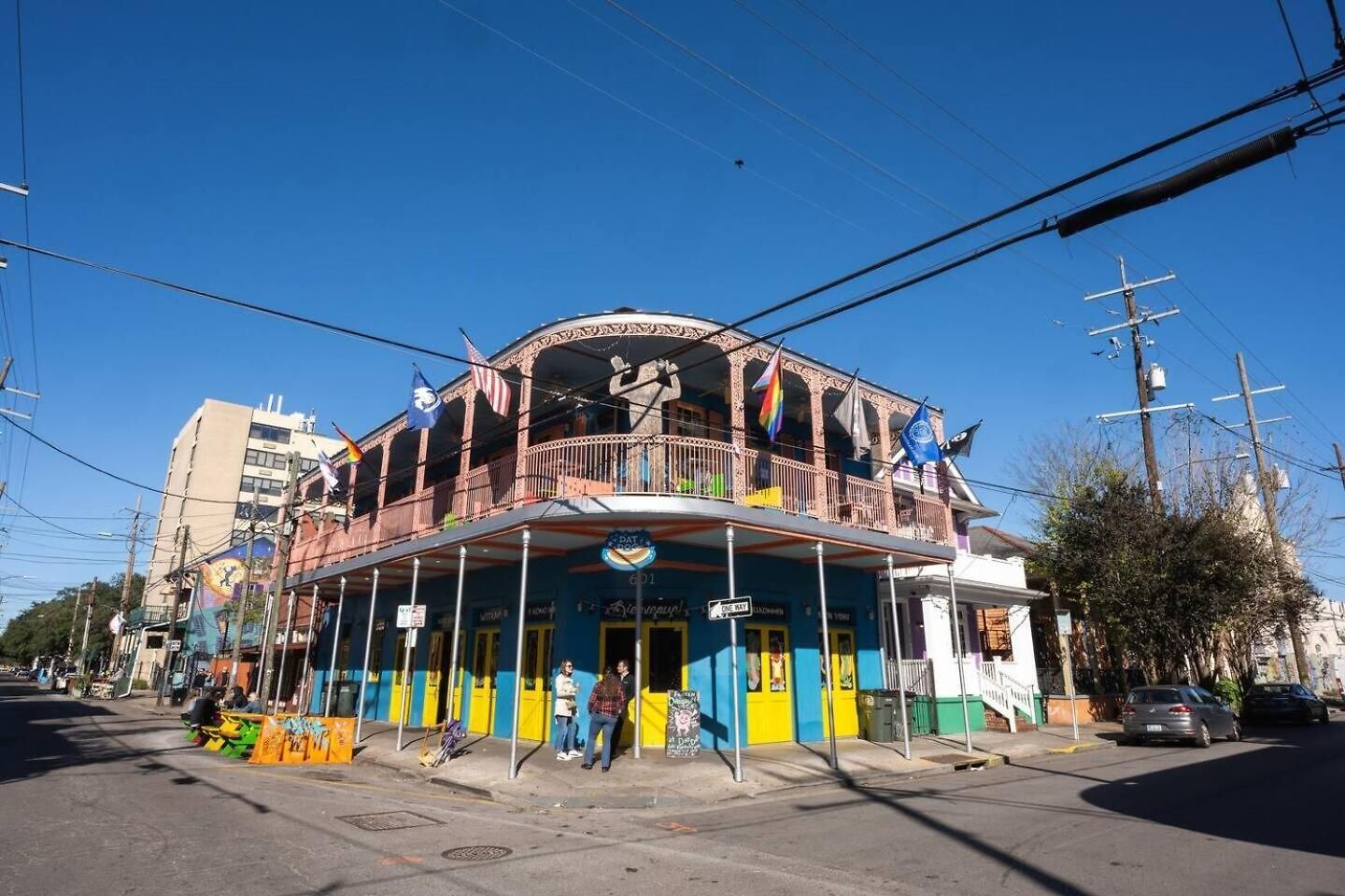 Aparthotel Frenchmen 2br Escape W Free Parking & Hot Tub New Orleans