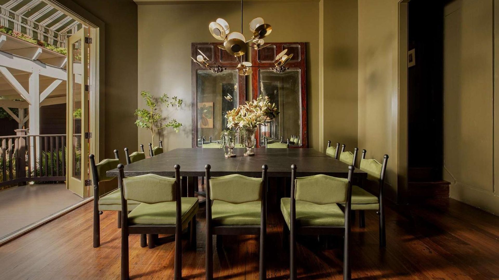 Rare 10br Luxury Estate Heated Indoor Pool Holiday home New Orleans