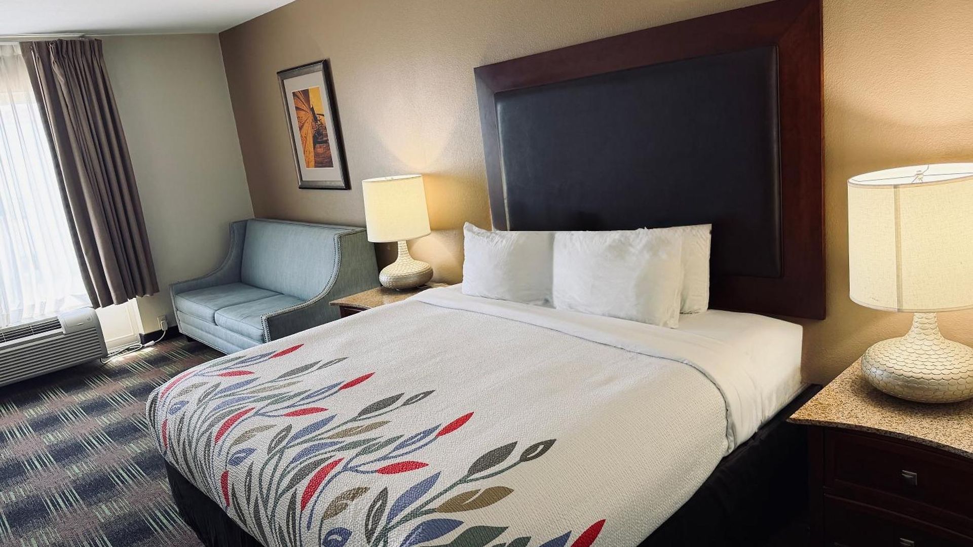 Trident & Hotel 3*