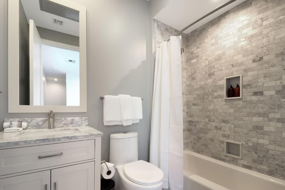 Aparthotel Roami At Factors Row New Orleans