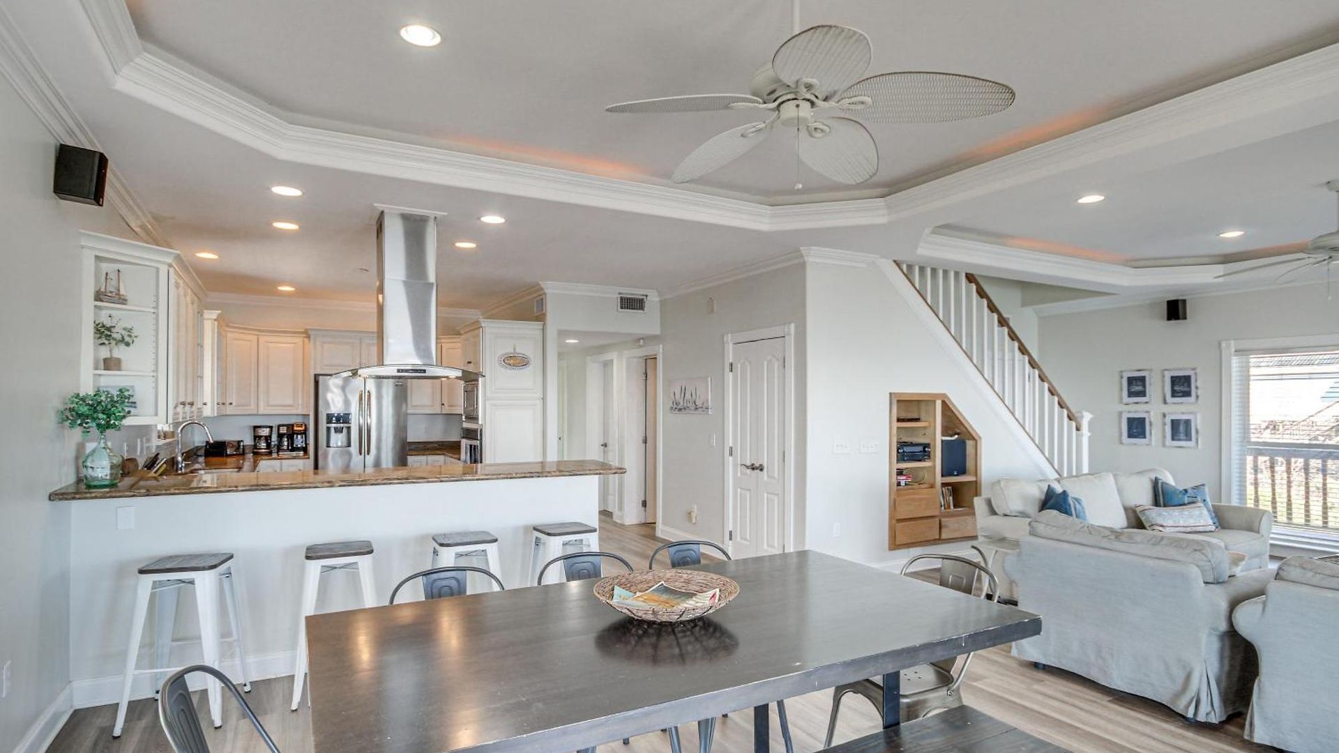 Private Dock & Pool: Luxe Nola Group Getaway!