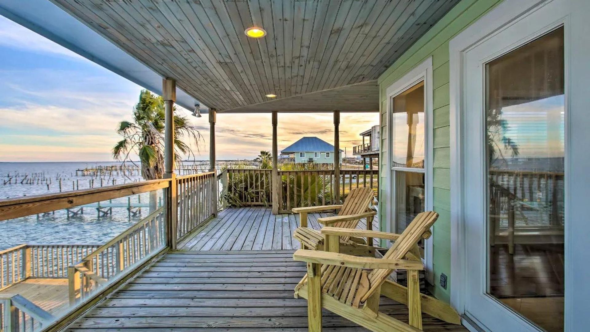 Private Dock & Pool: Luxe Nola Group Getaway!