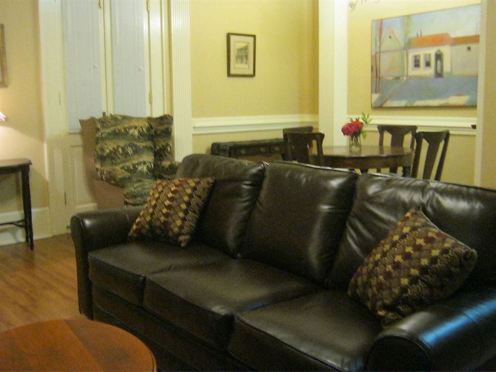 Grenoble House Hotel
