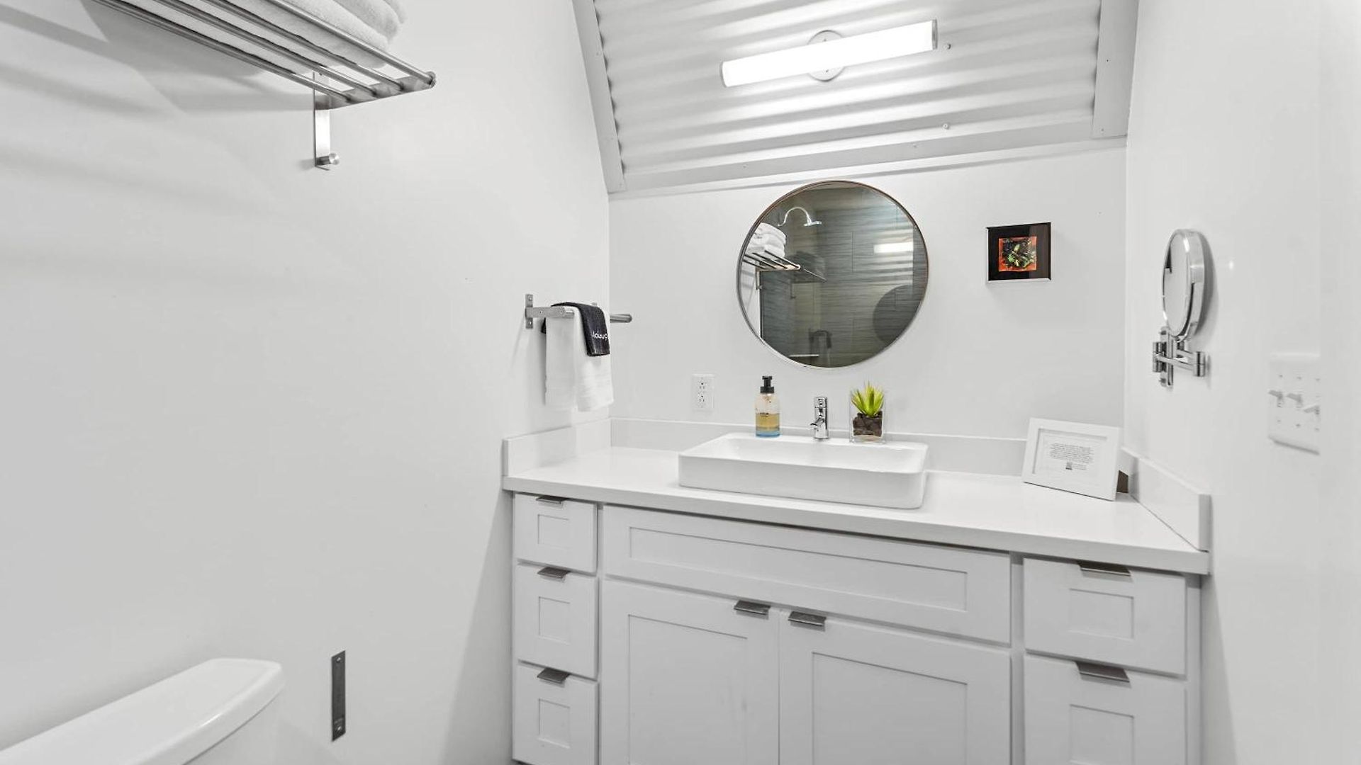 The Moon Quonset Hut Vacation Heated & Chilled Pool * New Orleans