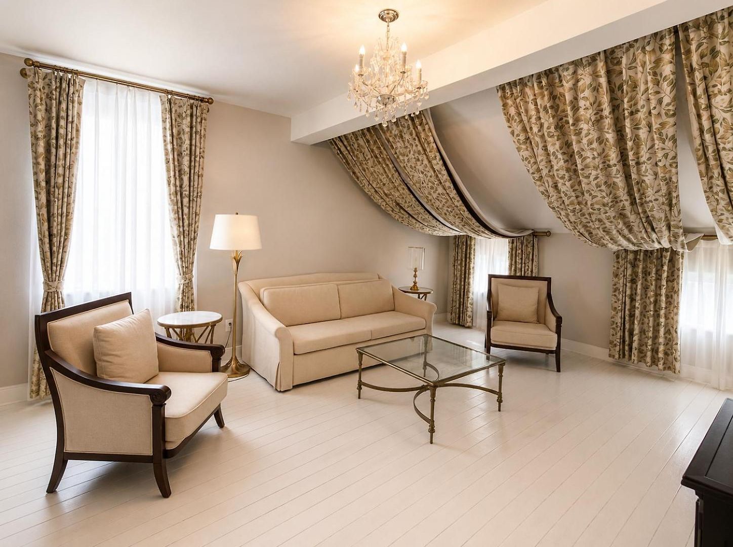 Maison Saint Charles New Orleans