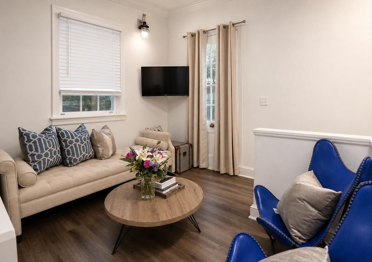 Bed & Breakfast 5 Bedroom - Sleeps 8! Steps From Bourbon Street! 3*