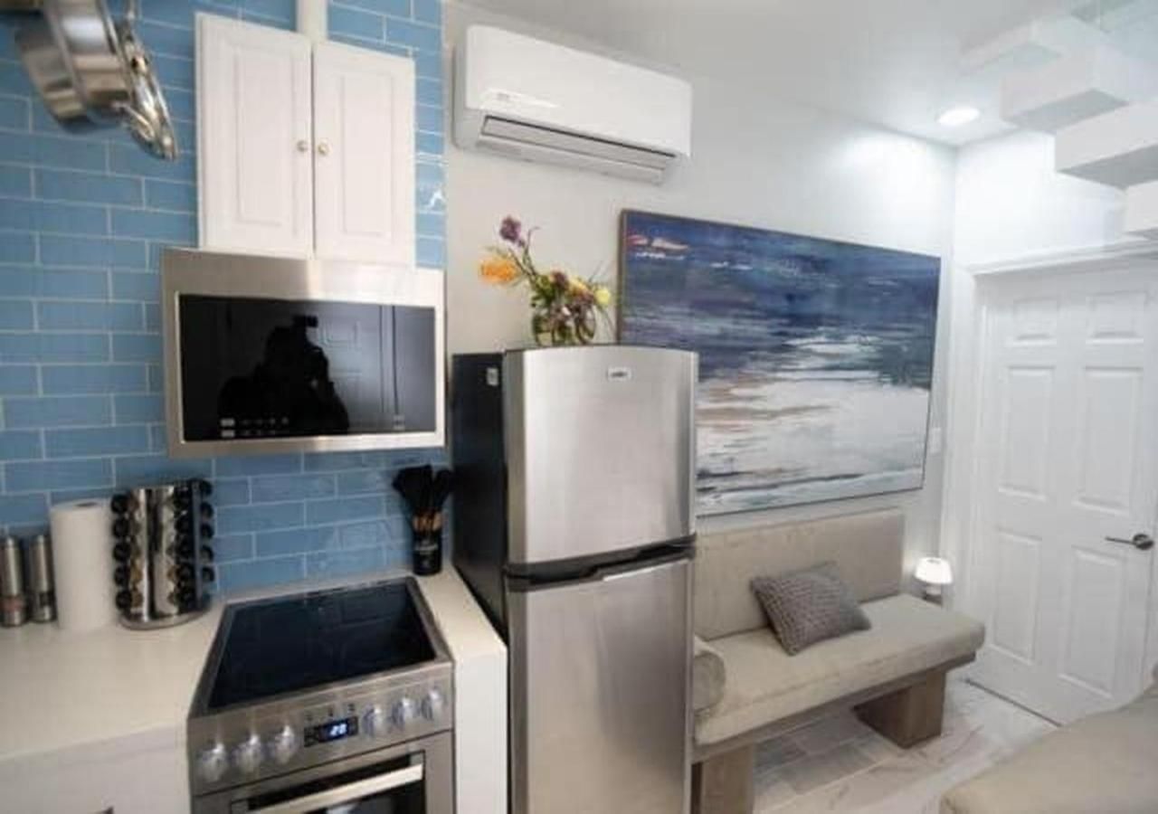 Amazing Modern 5 Bedroom Next To French Qt & Bourbon Bed & Breakfast New Orleans
