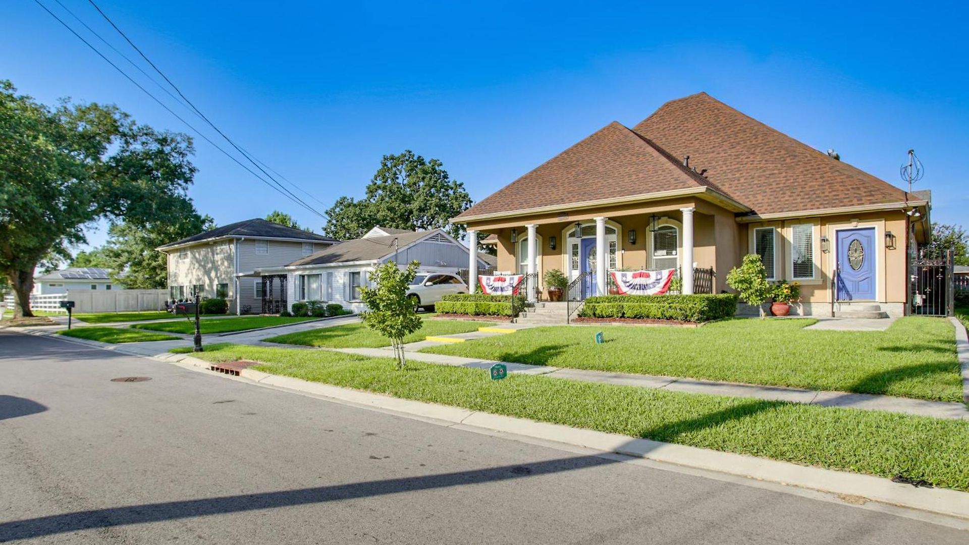 5 Mi To Bourbon St: Nola W/ Fenced Yard! Holiday home New Orleans