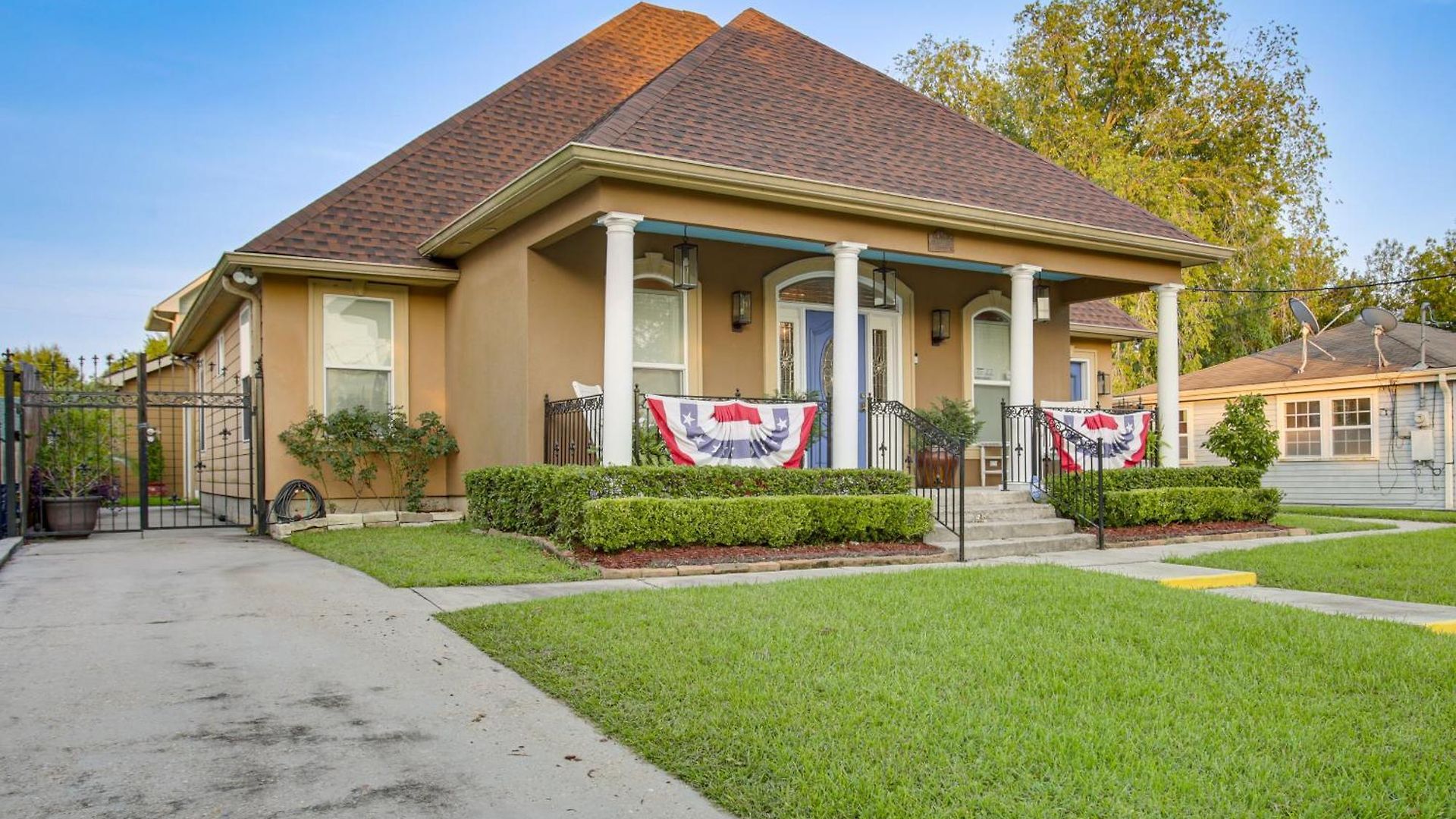 5 Mi To Bourbon St: Nola W/ Fenced Yard! *