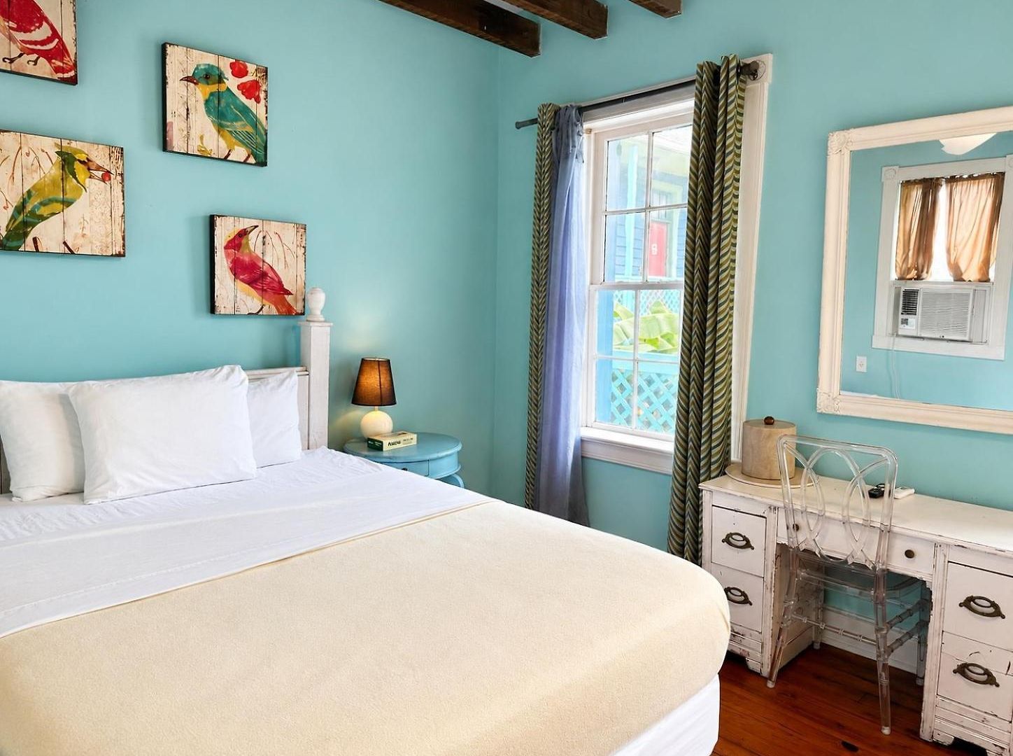 Inn Creole Gardens And