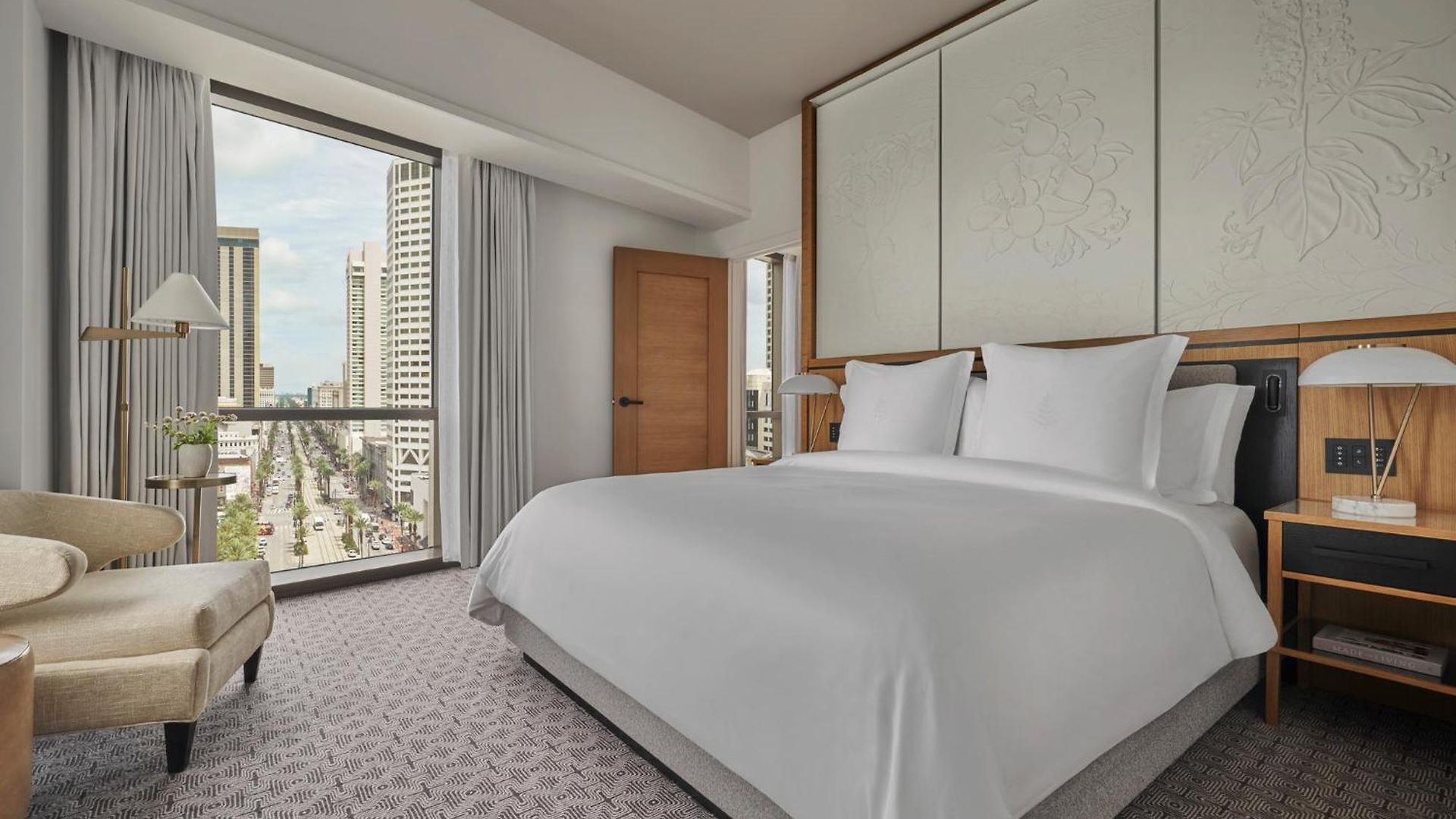 Four Seasons Hotel New Orleans