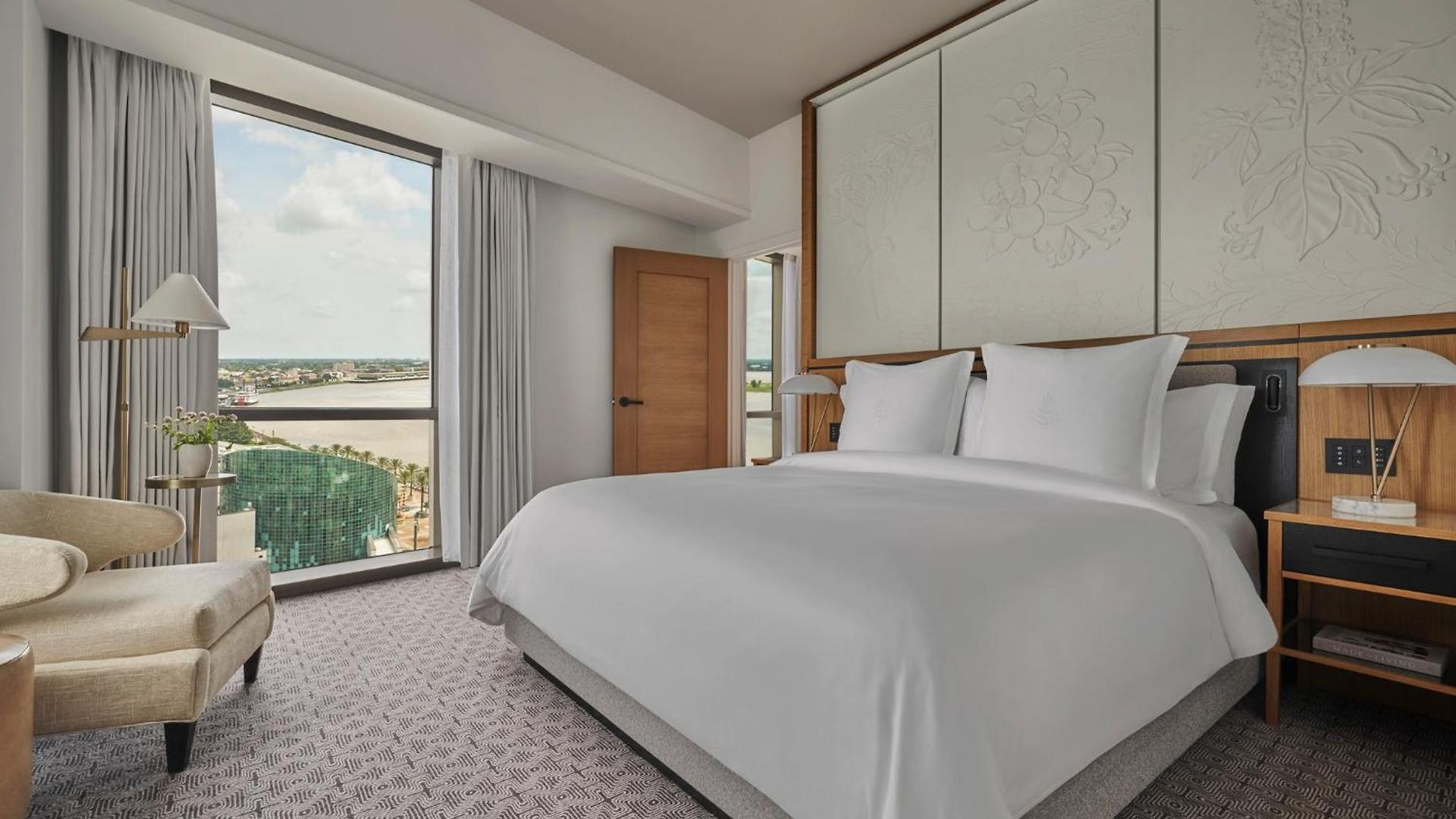 Four Seasons Hotel New Orleans