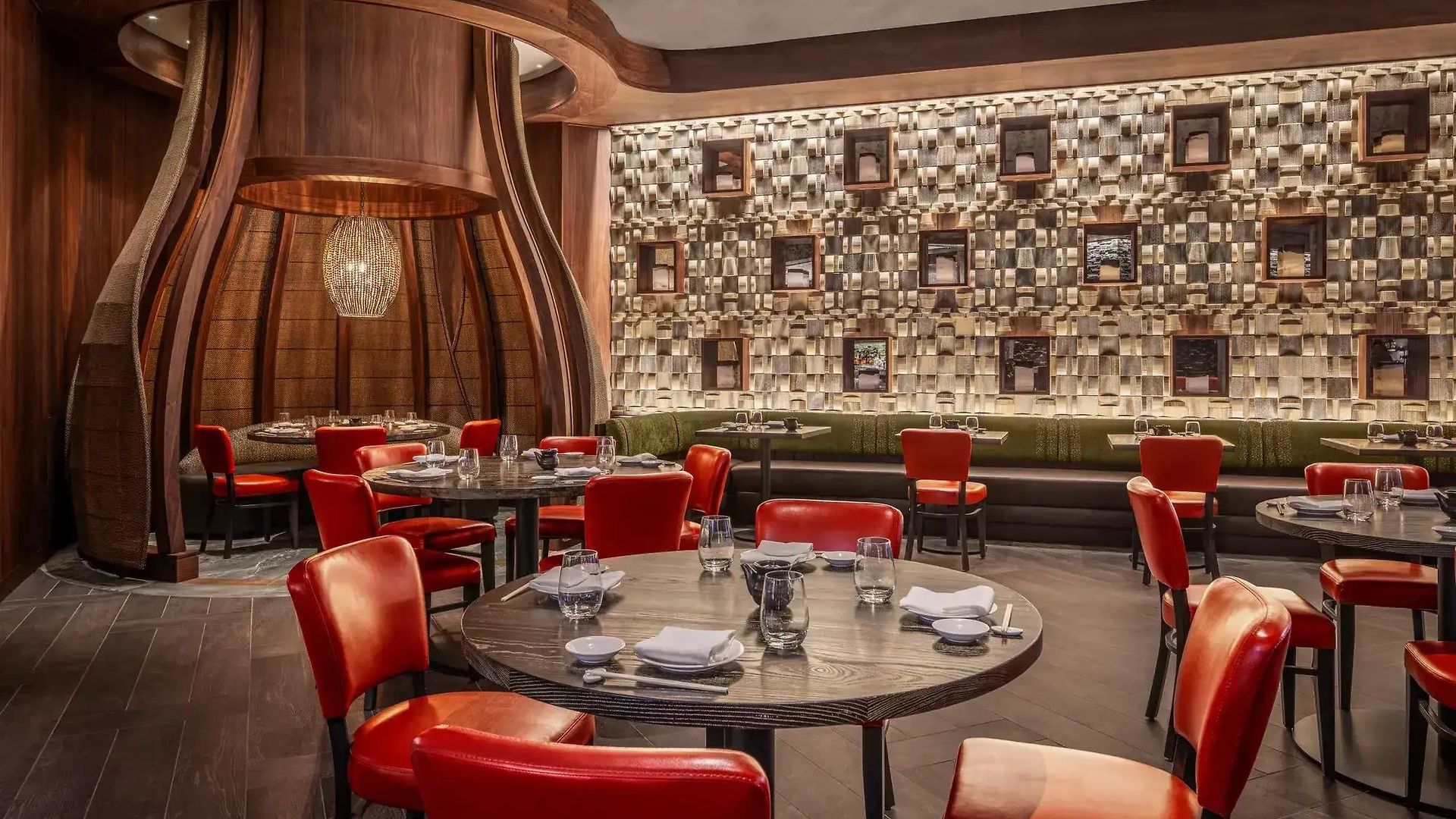 Harrah's & Casino - A Caesars Rewards Destination New Orleans