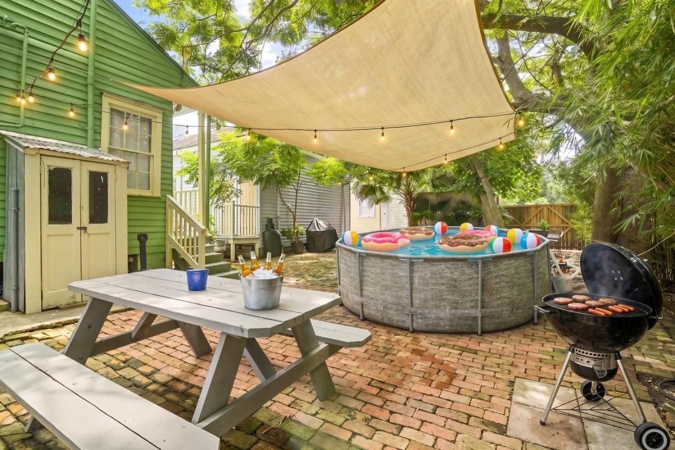 Historic Treme Creole Historic Getaways W Pool Bed & Breakfast